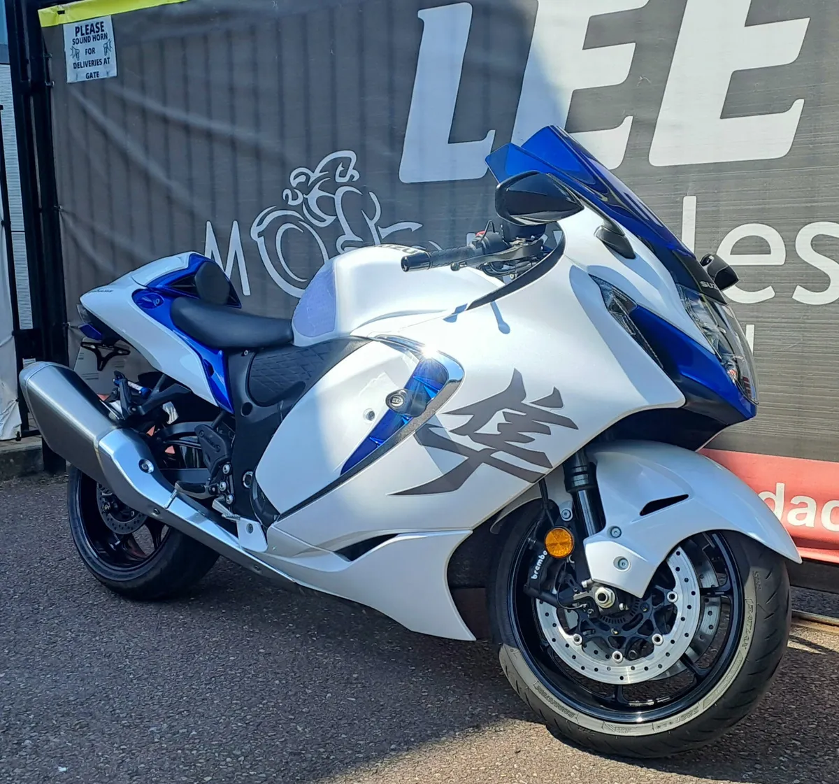 2023 SUZUKI GSX1300R HAYABUSA - Image 2