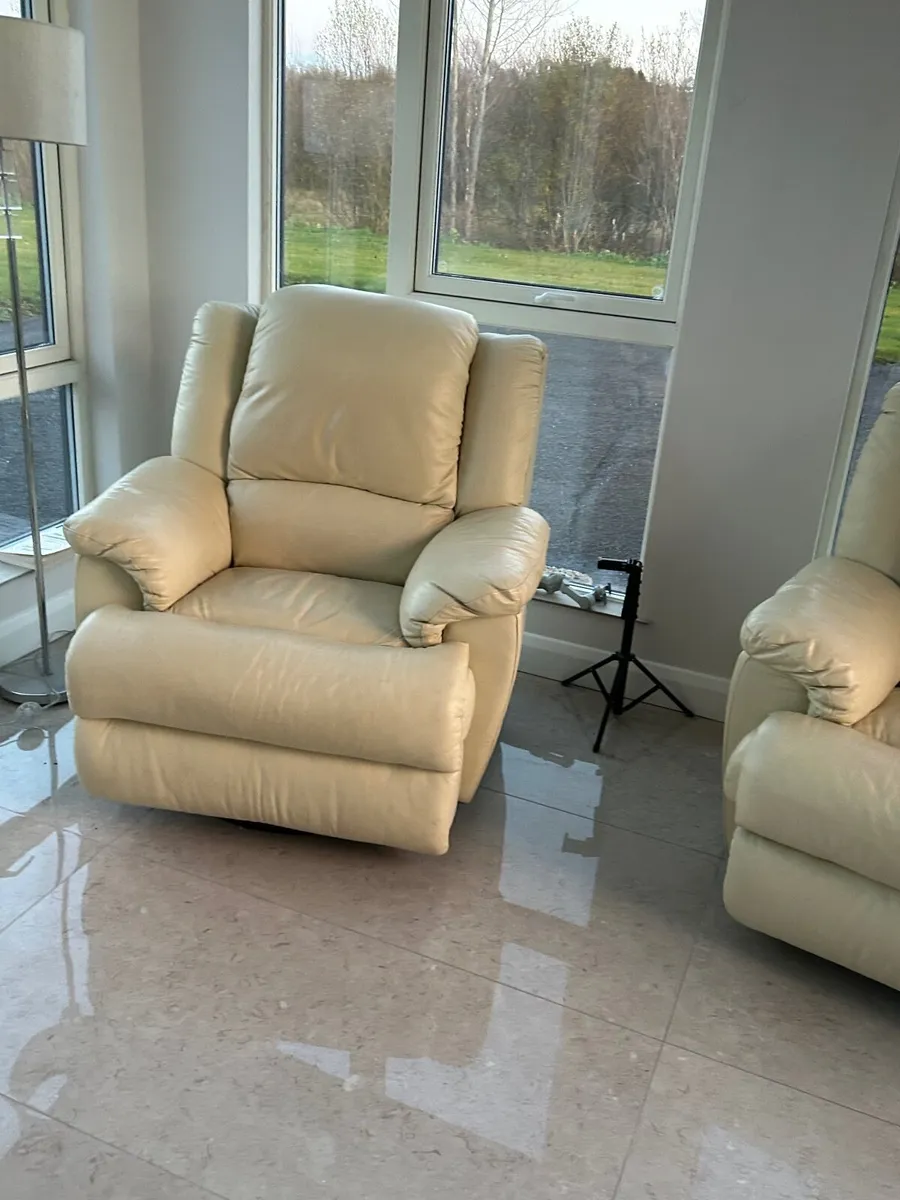 3 piece leather suite - Image 2