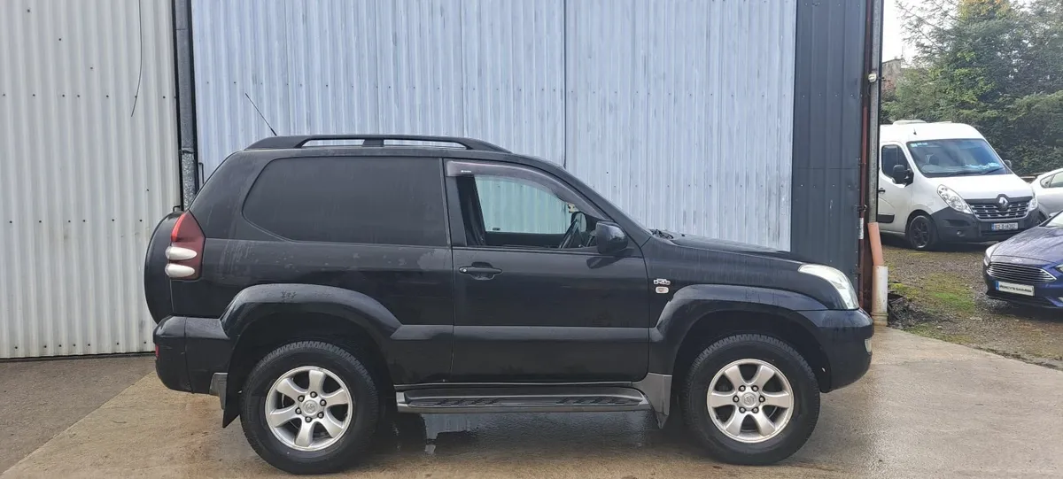 Toyota Land Cruiser 2006 - Image 4