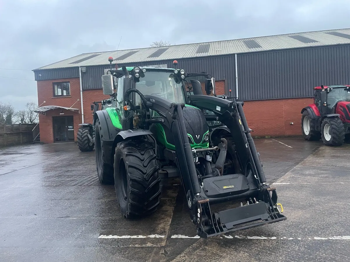 2019 valtra n174a - Image 1