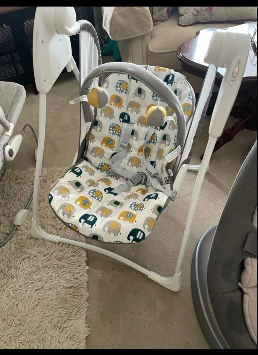 Baby Swinging Chair - Image 1