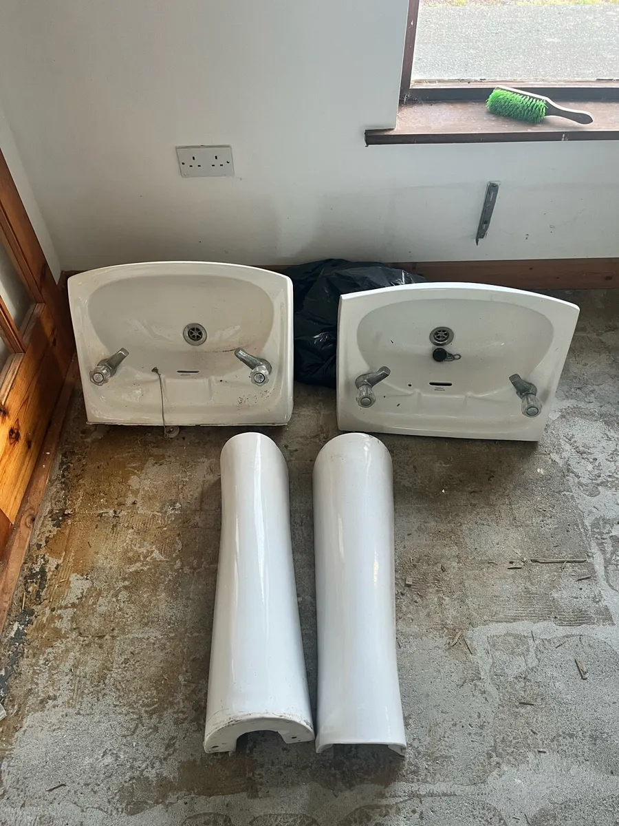 Bathroom Sink - Image 4