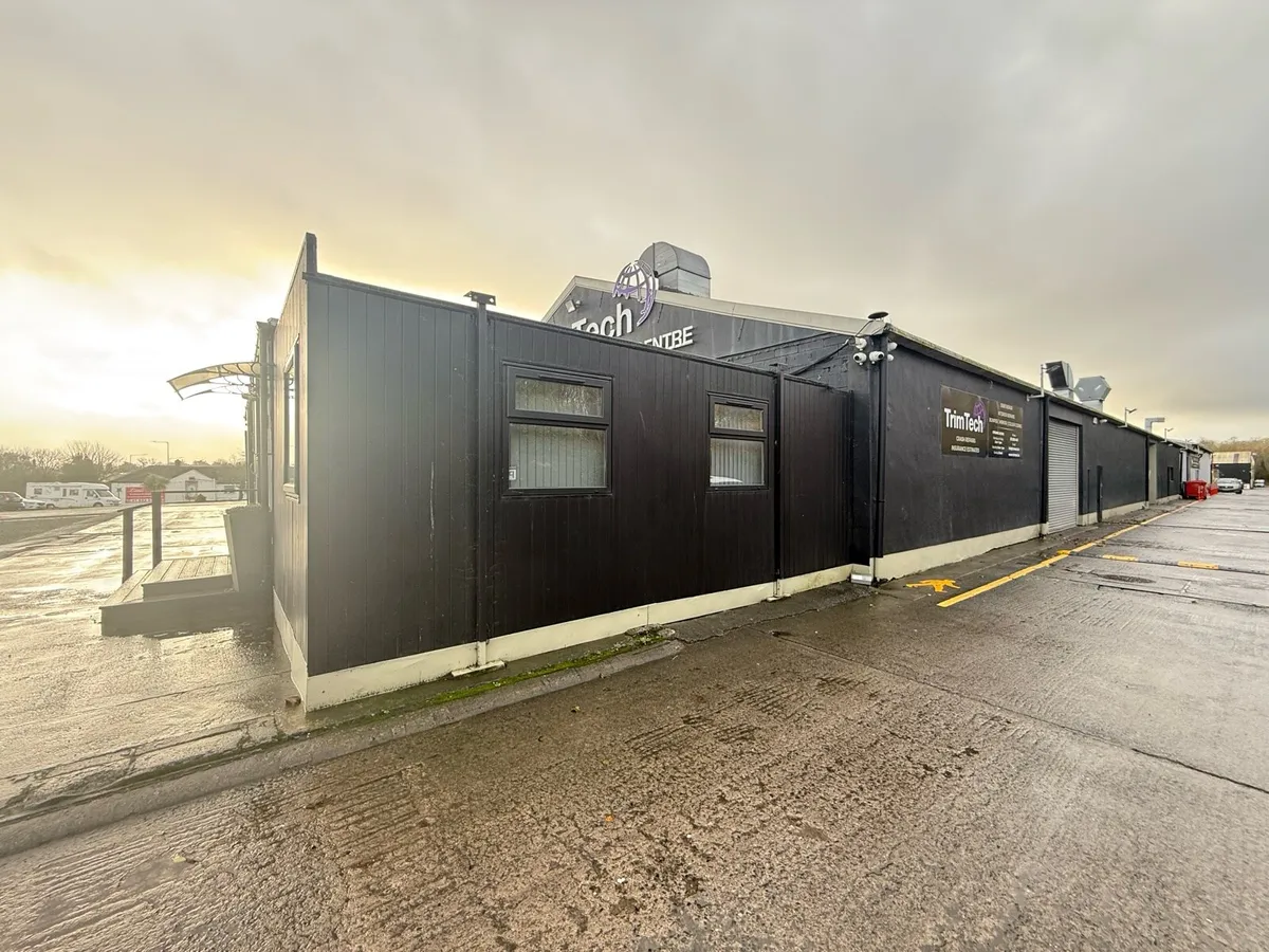 Modular office/storage - Image 3