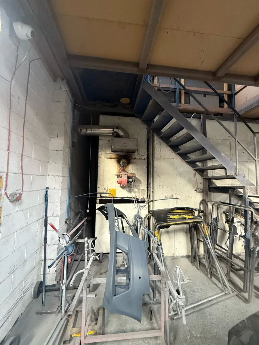 Blowtherm 8m commercial/car booth - Image 3