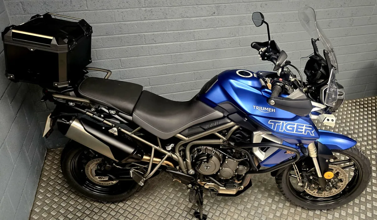 2018 TRIUMPH TIGER 800 XRT - Image 1