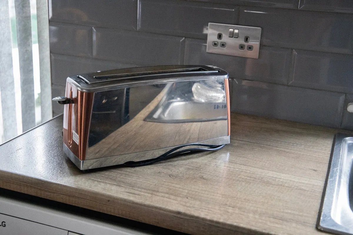 Russell Hobbs long slot toaster - Image 2