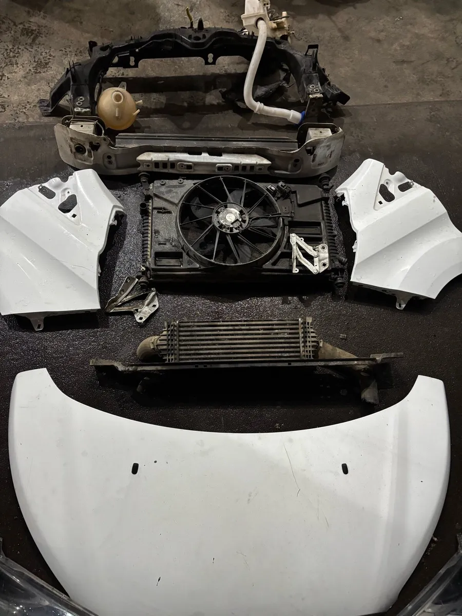 Ford transit custom full front - Image 2