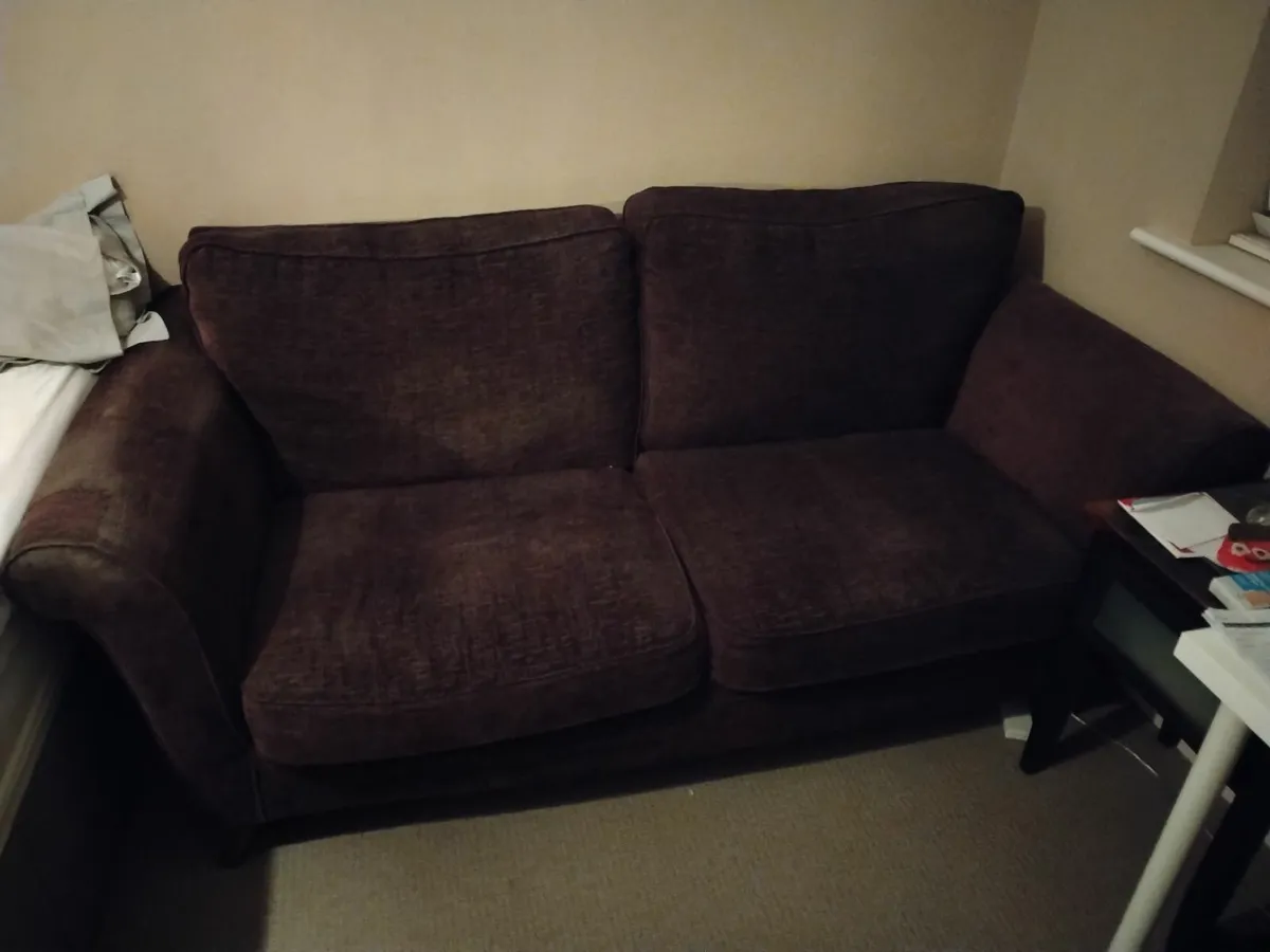 2 Seater couch - Image 2