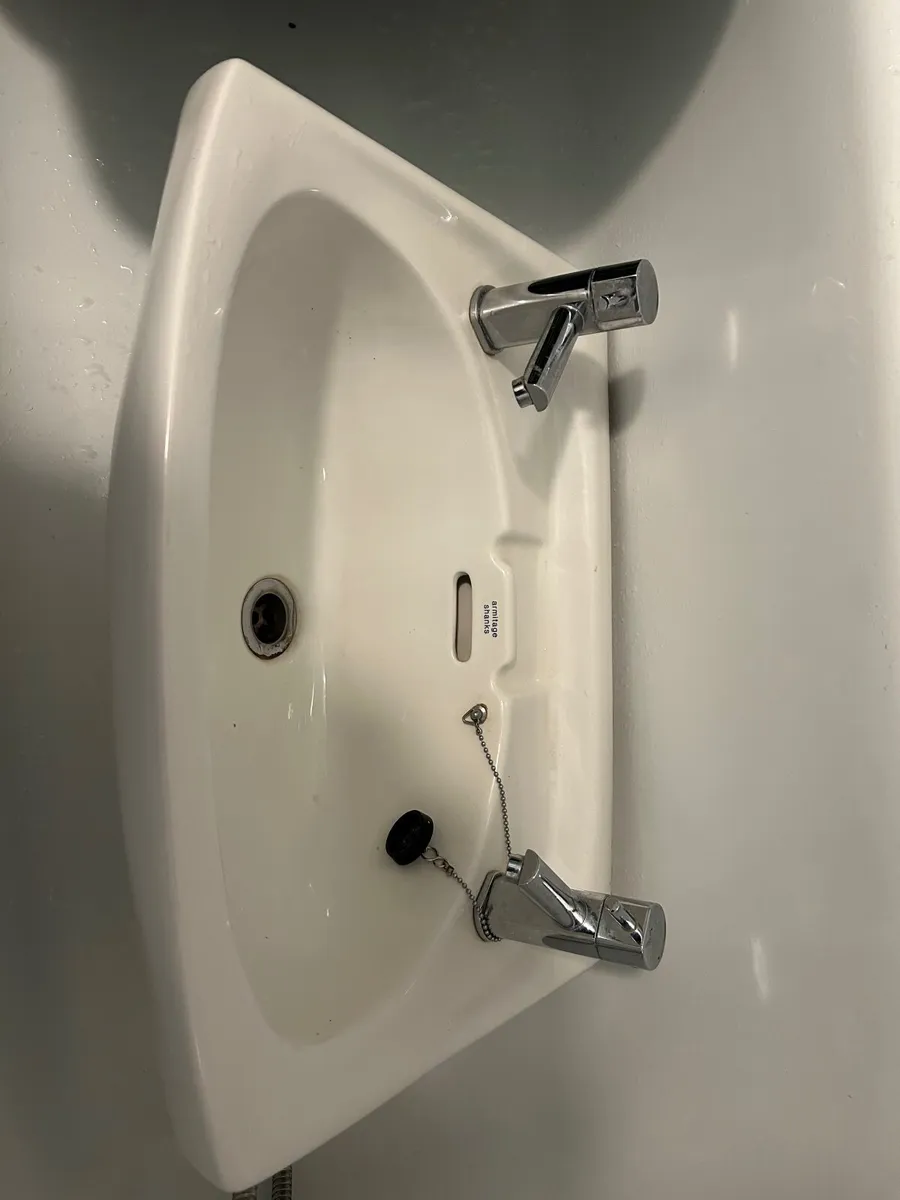 Bathroom Sink - Image 4