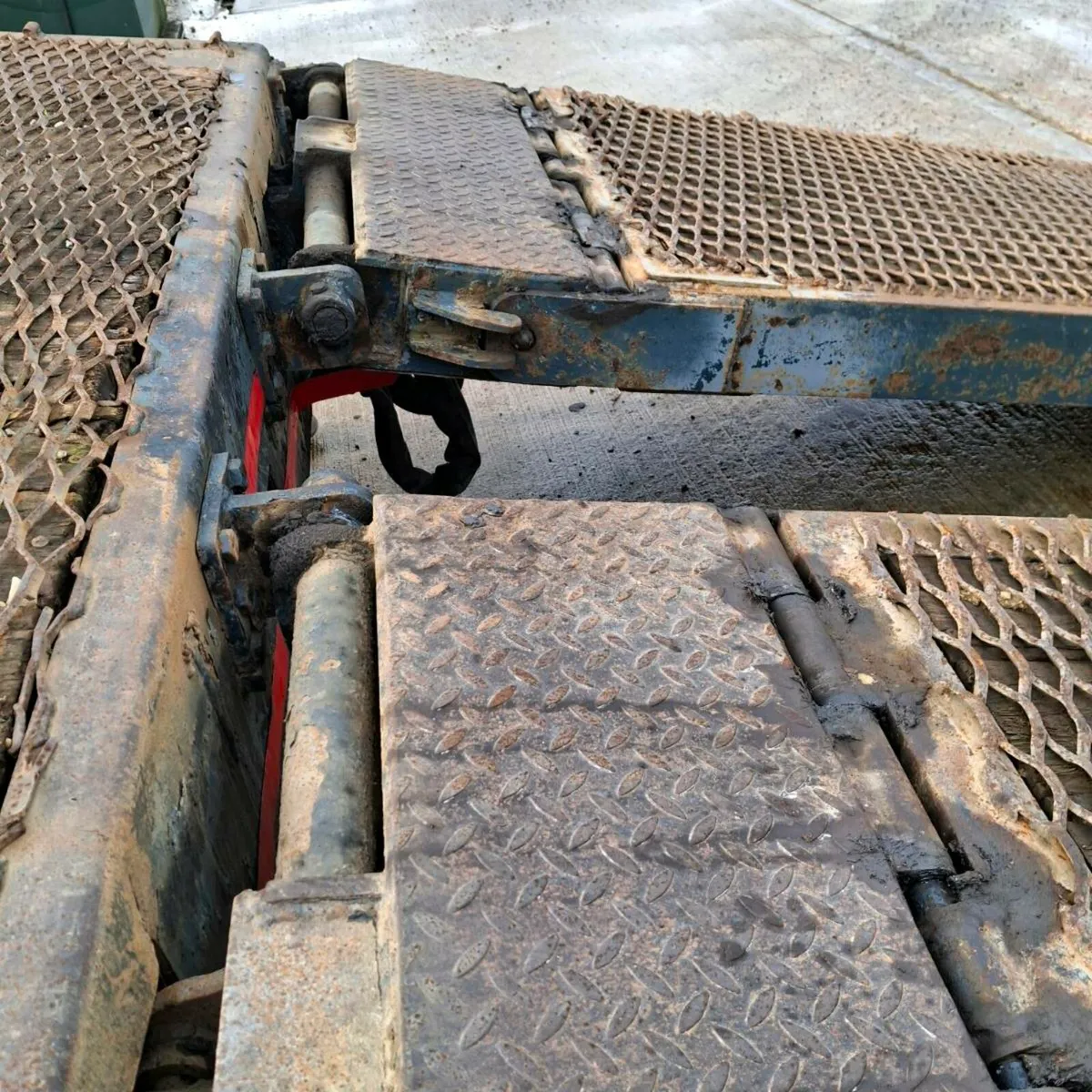 Daf CF beavertail plant lorry - Image 4