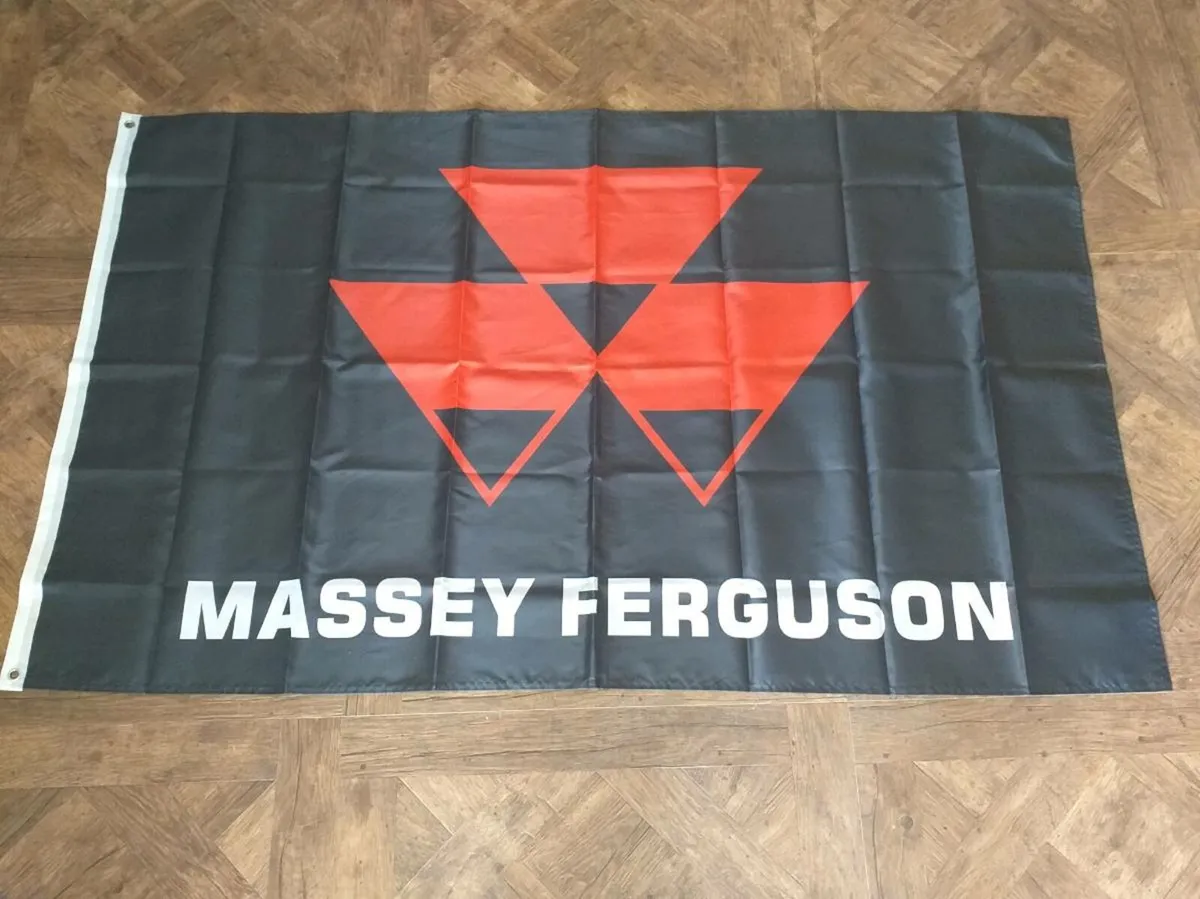 Selection of tractor flags - Image 2