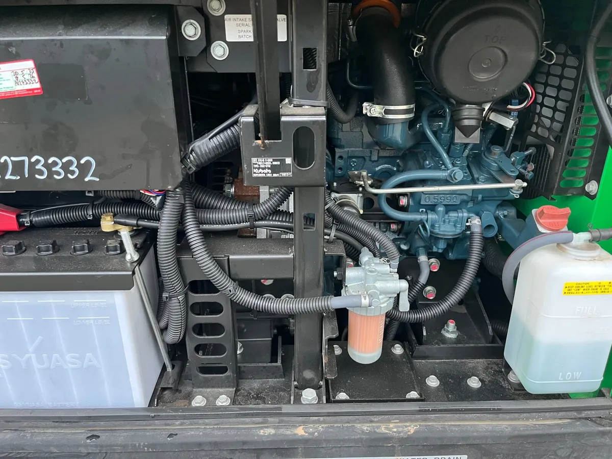 Shindaiwa diesel welder 07770983932 - Image 3