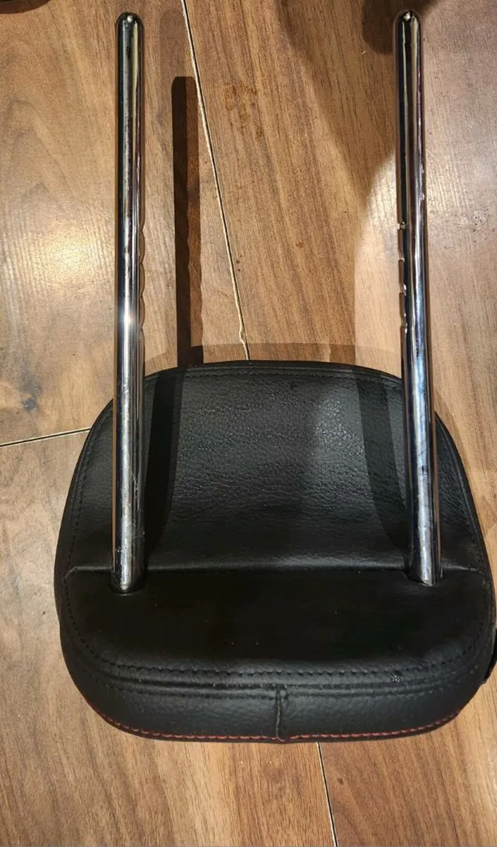BMW black leather headrests, red trim - Image 2