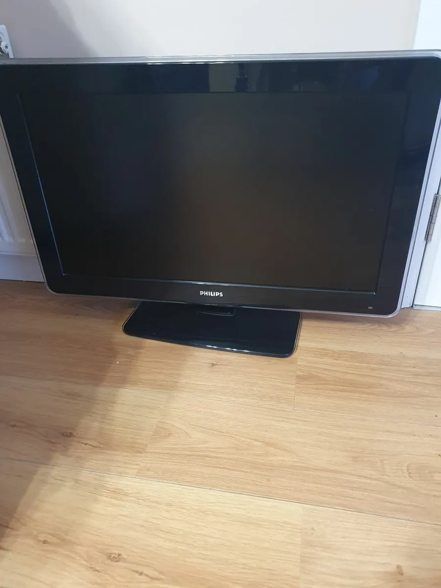 Turntable, 4 in 1, plus Philips Tv 40" - Image 3