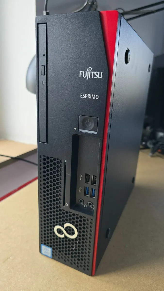 Fujitsu D538 Desktop - i3-8100-8GB-256 SSD-W10 PRO - Image 3