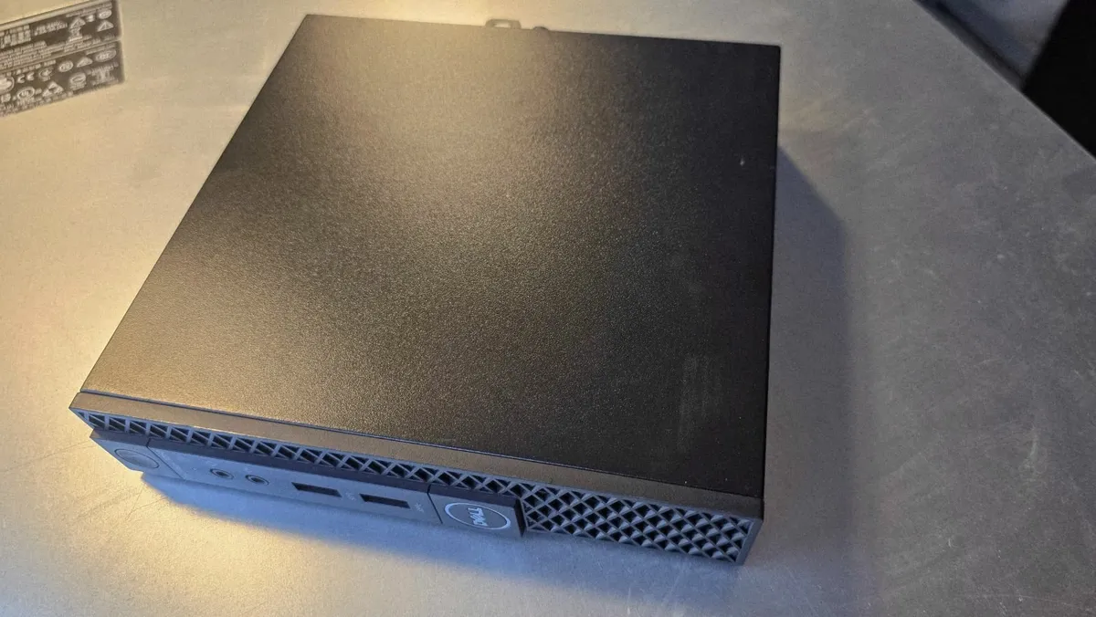 DELL 3050 MICROSLIM-i5-8GB RAM-256GB SSD W10 PRO - Image 4