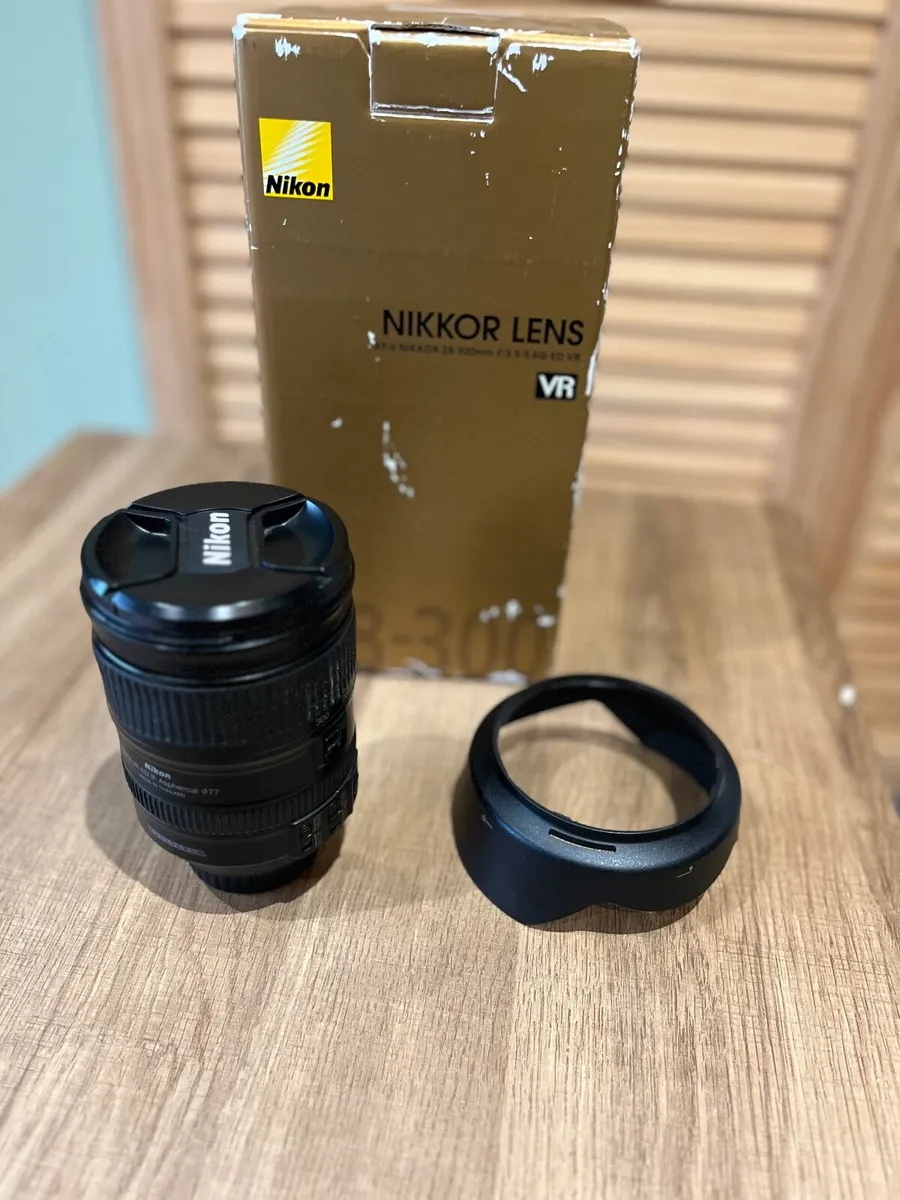 Nikkor Lens AFS- Nikkor 28-300 f/3.5-5.6 ED VR - Image 1
