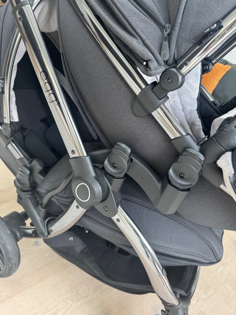Egg 3 Pram - Image 4
