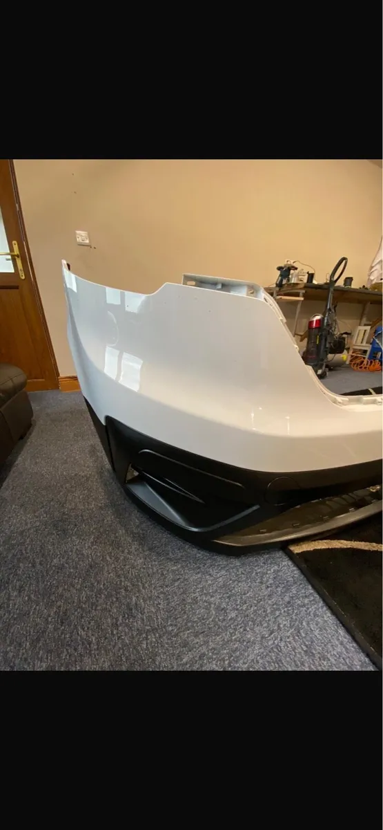 Renault traffic bumper 2023 - Image 2