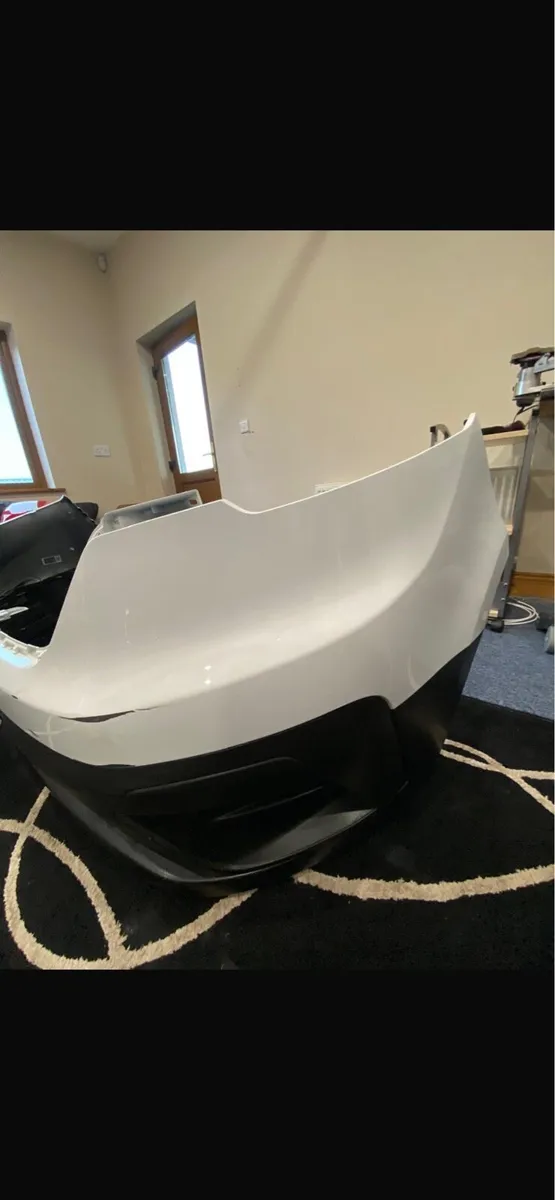 Renault traffic bumper 2023 - Image 3