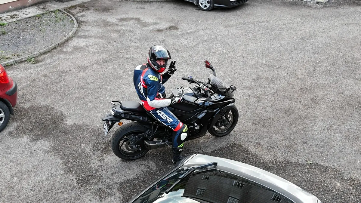 Suzuki  GSX 1000 GT 2023 - Image 2