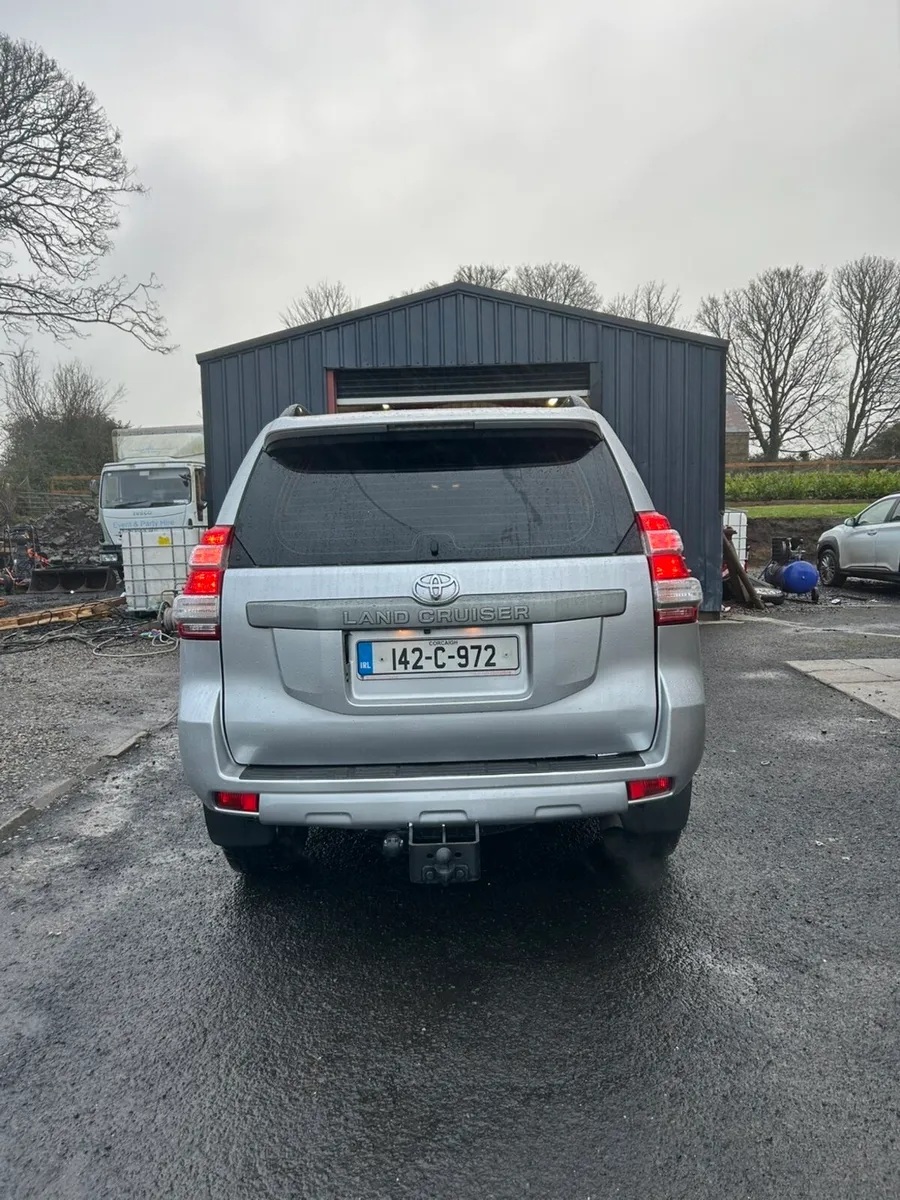 Land Cruiser - Image 4