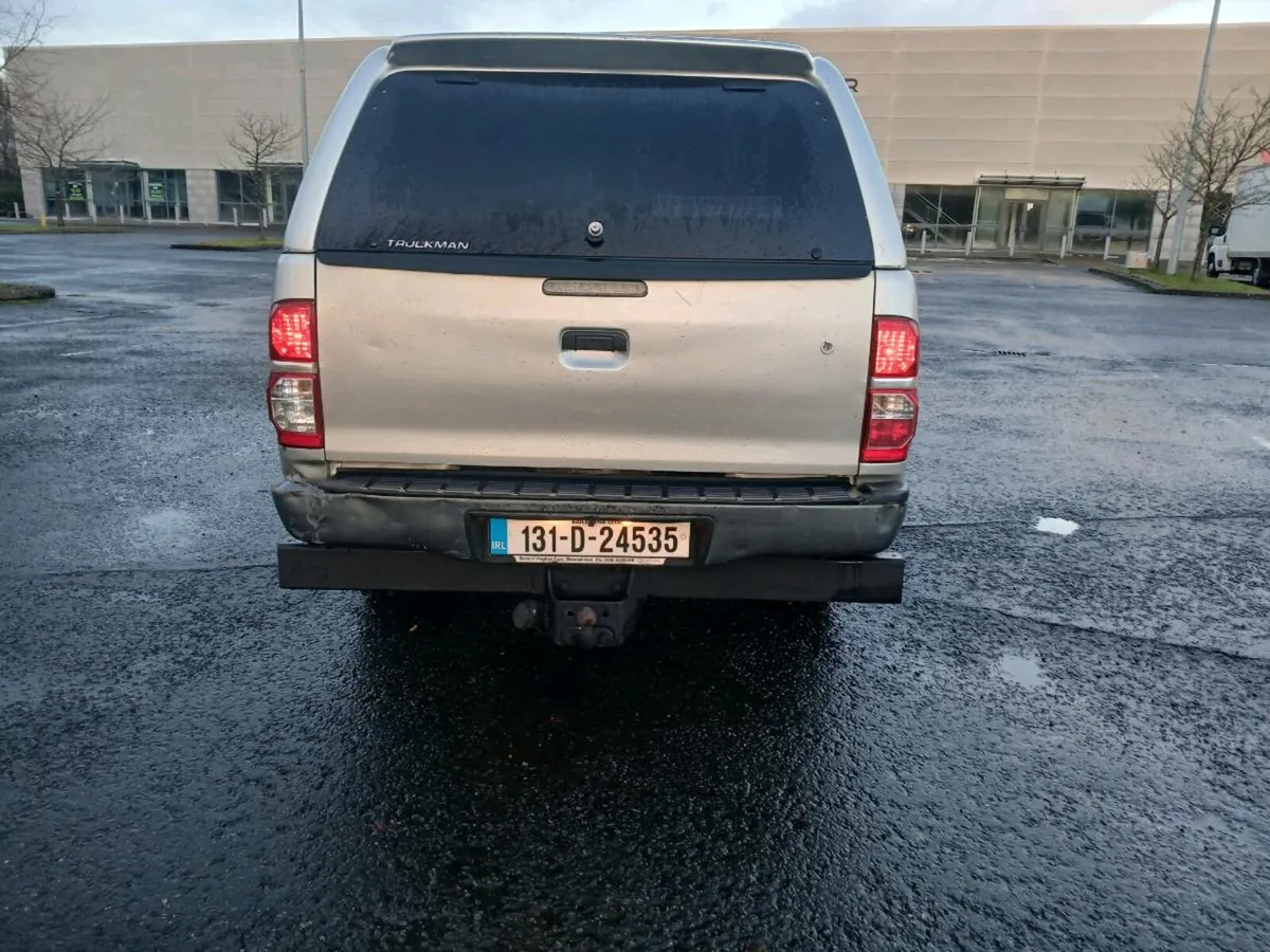 Toyota hilux - Image 4