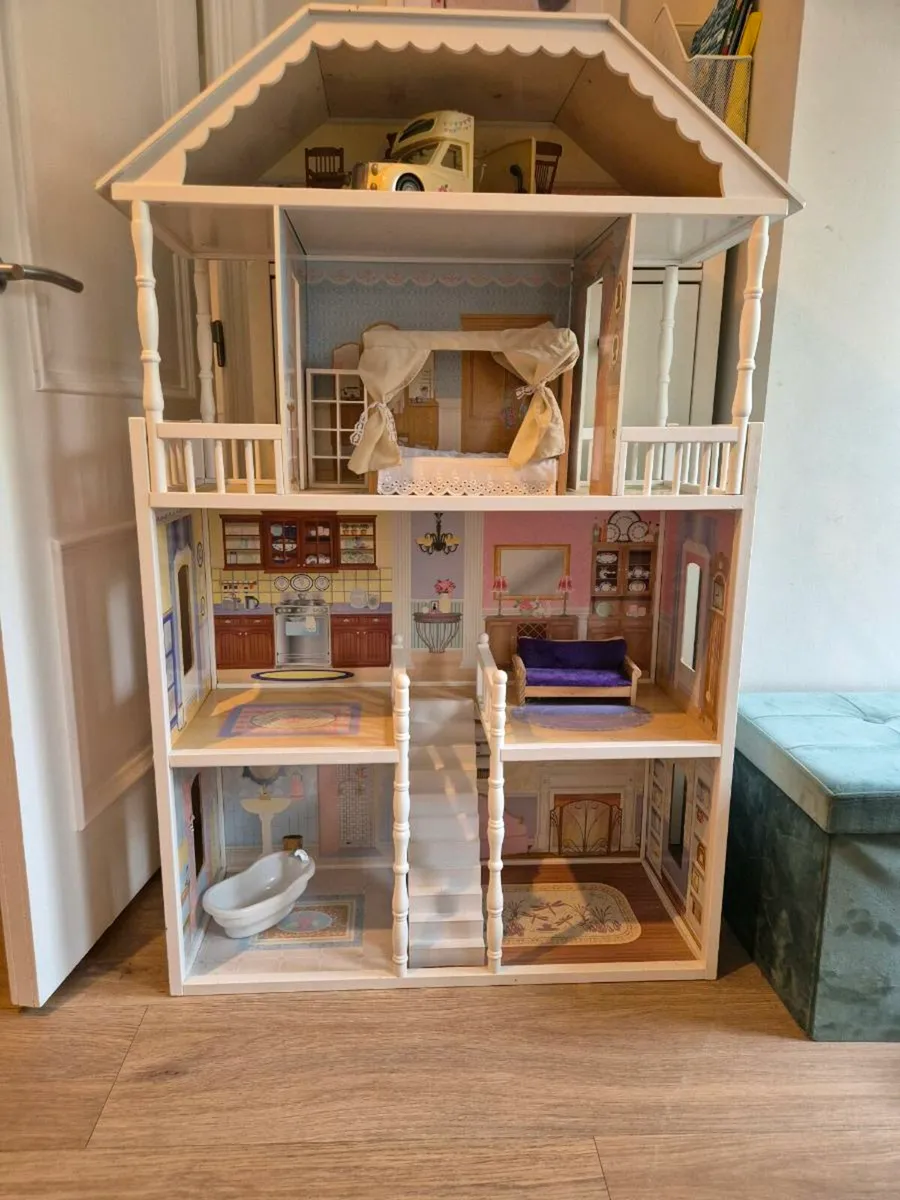 doll house