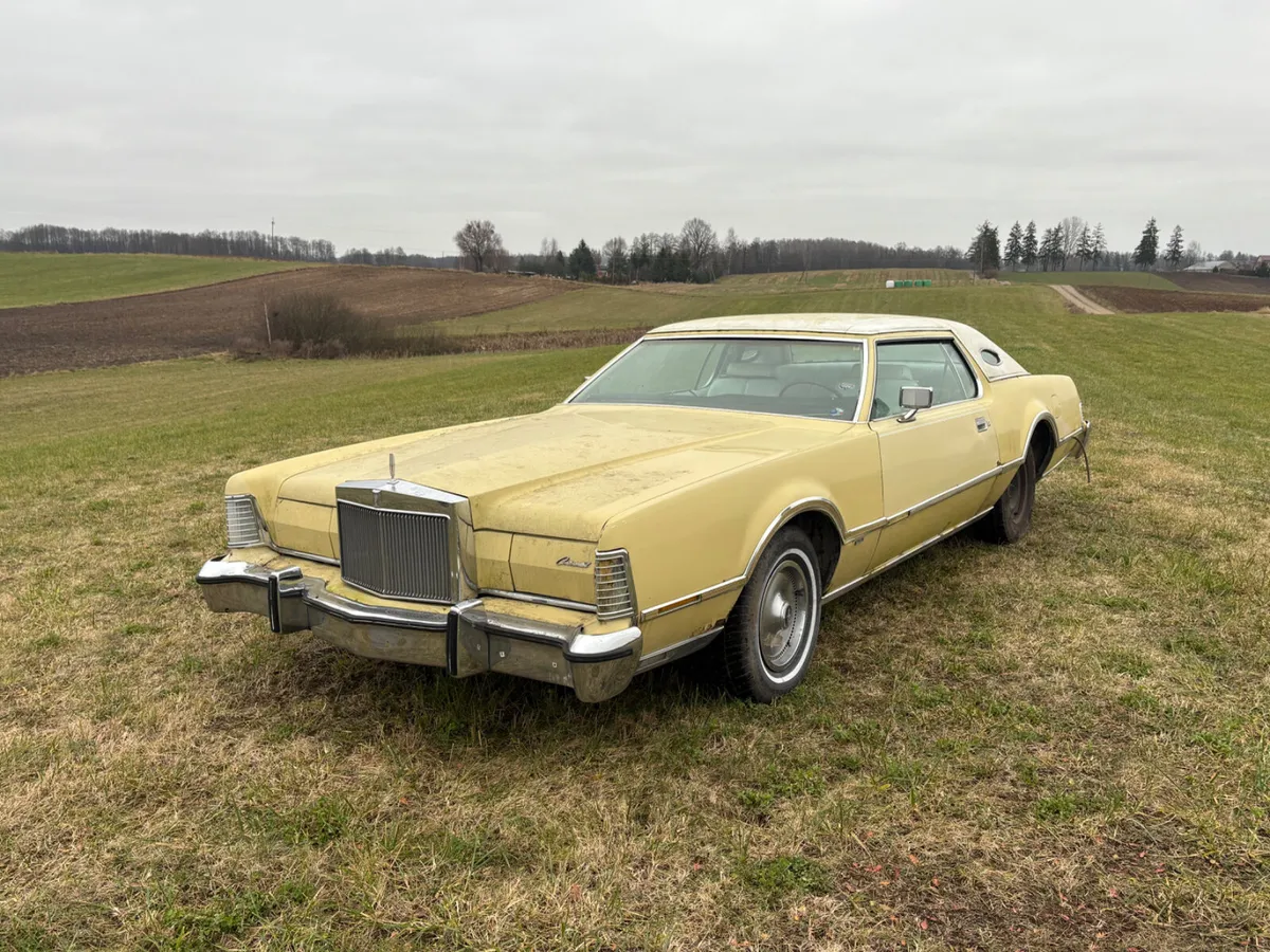 Lincoln Mark IV .Extremely Rare .Only 120 made - Image 4