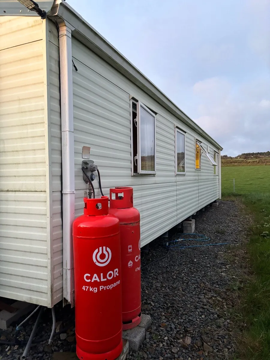 2 Bed Willerby Bermuda- Excellent Condition - Image 1