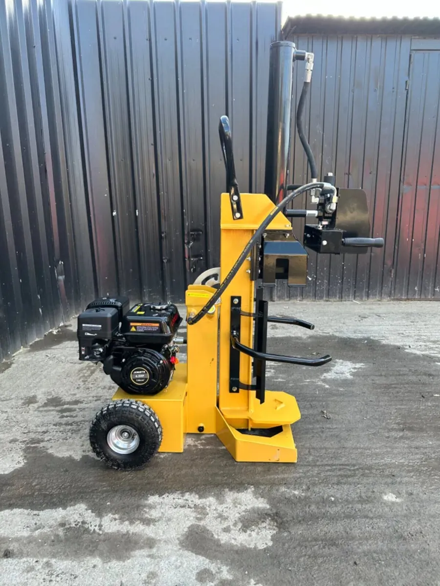 *SALE PRICE* IPS 12T Petrol Log Splitter - Image 2