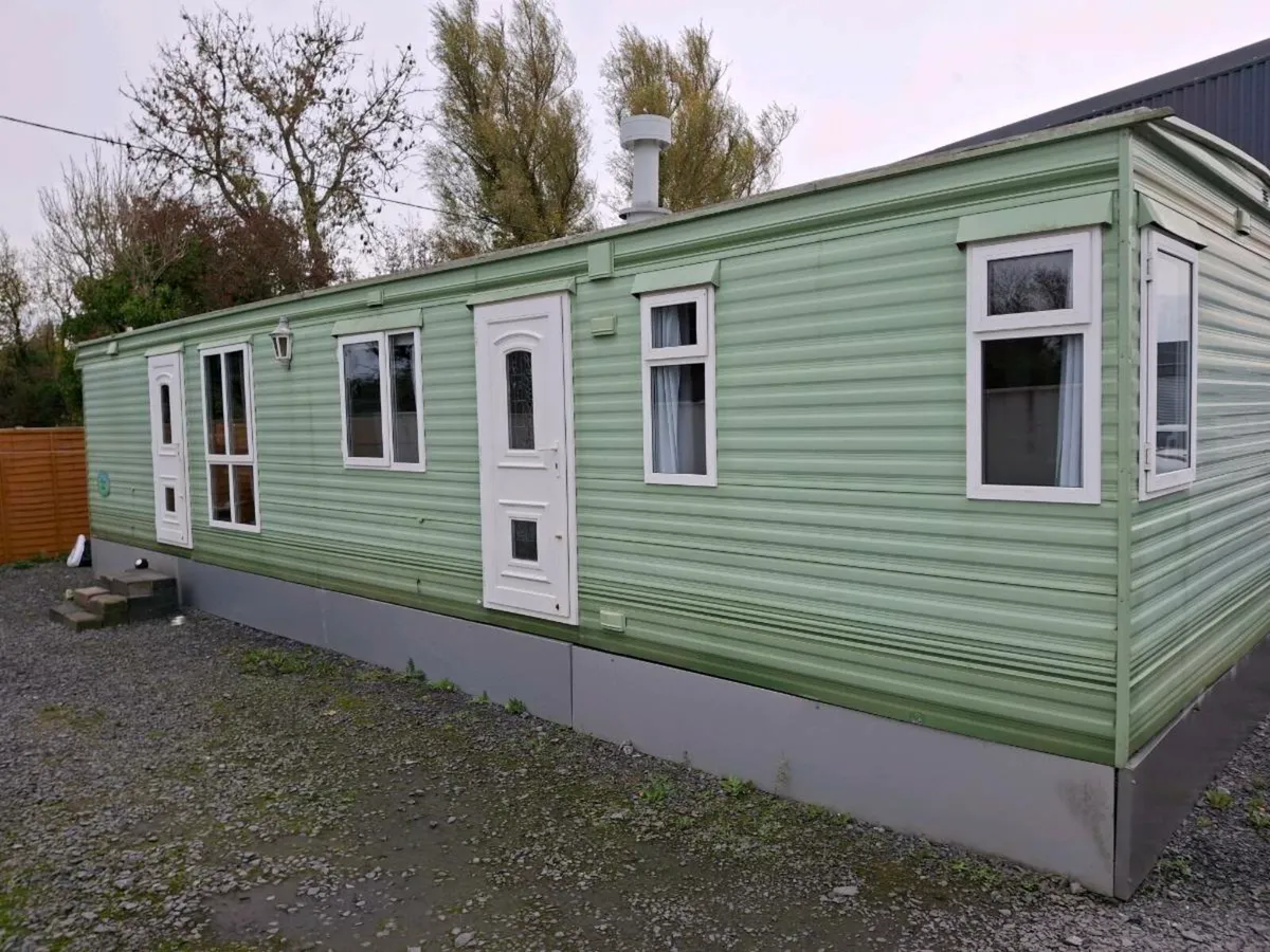 Mobile home - Image 1