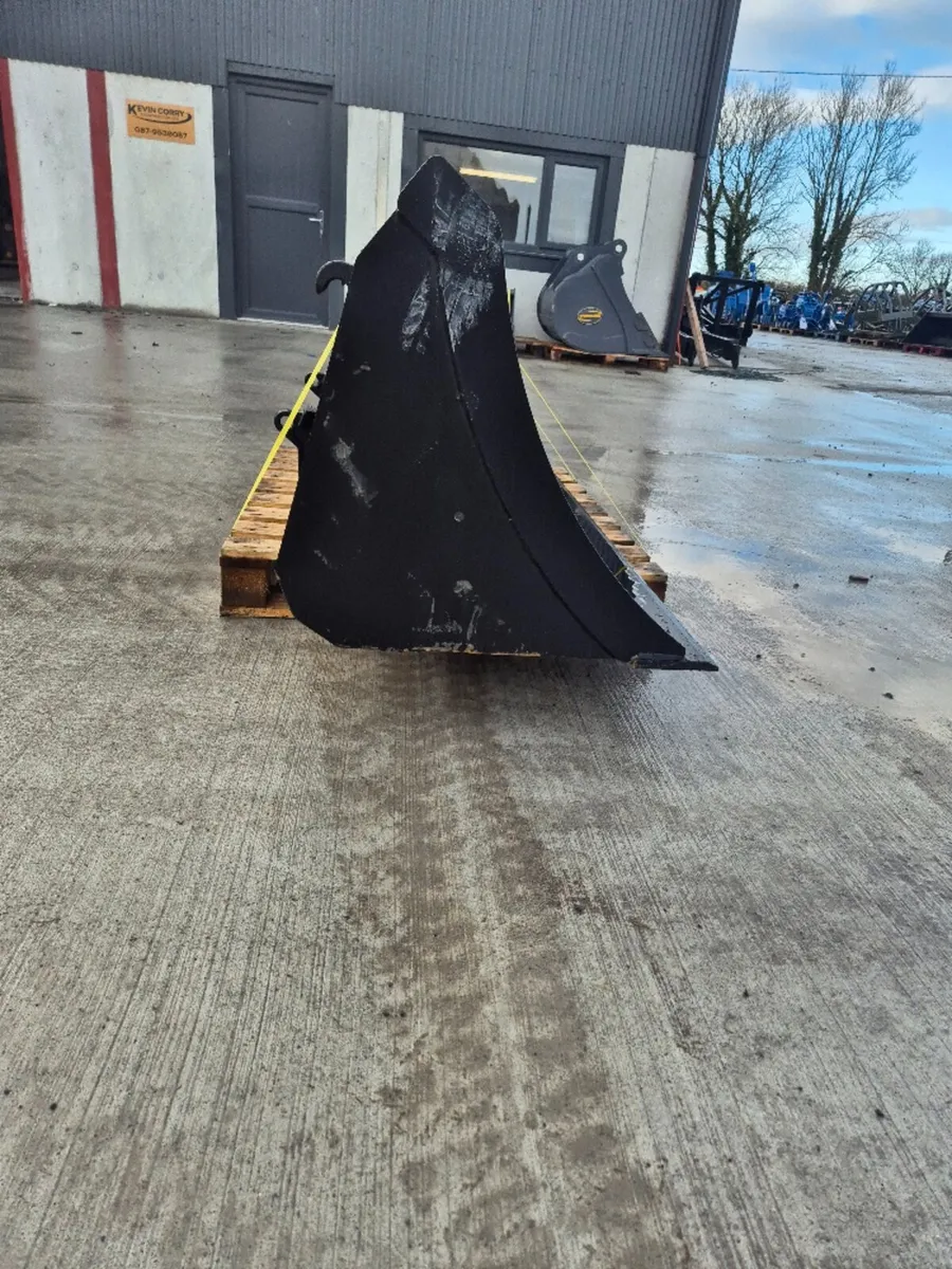 HD Tractor Euro Buckets - Image 3