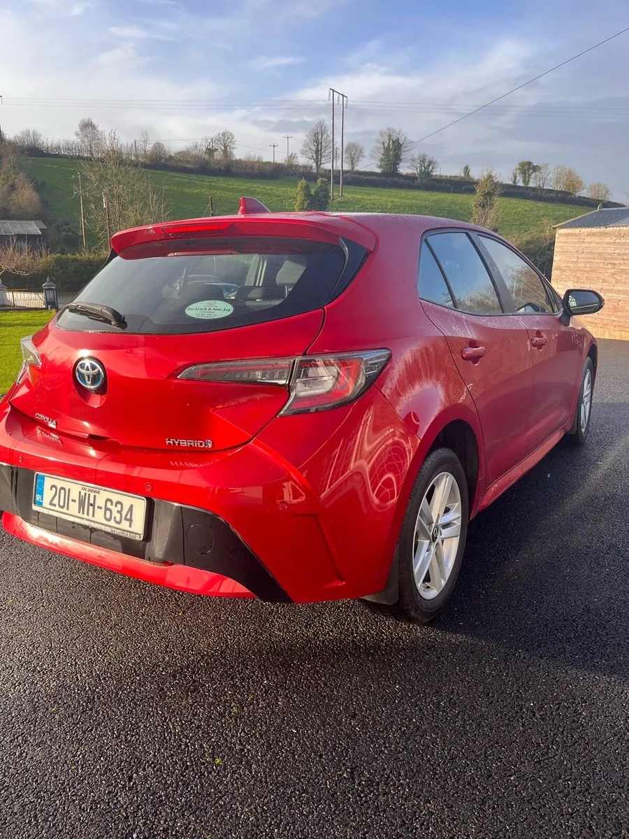 Toyota Corolla Luna  Hybrid 2020 - Image 4