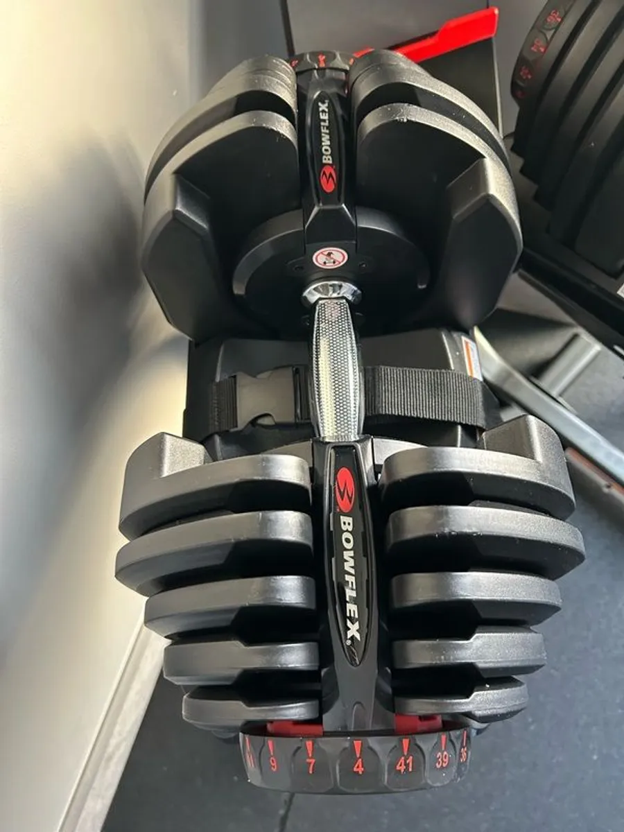 Bowflex Adjustable Dumbbells & Stand - 41kg each - Image 4