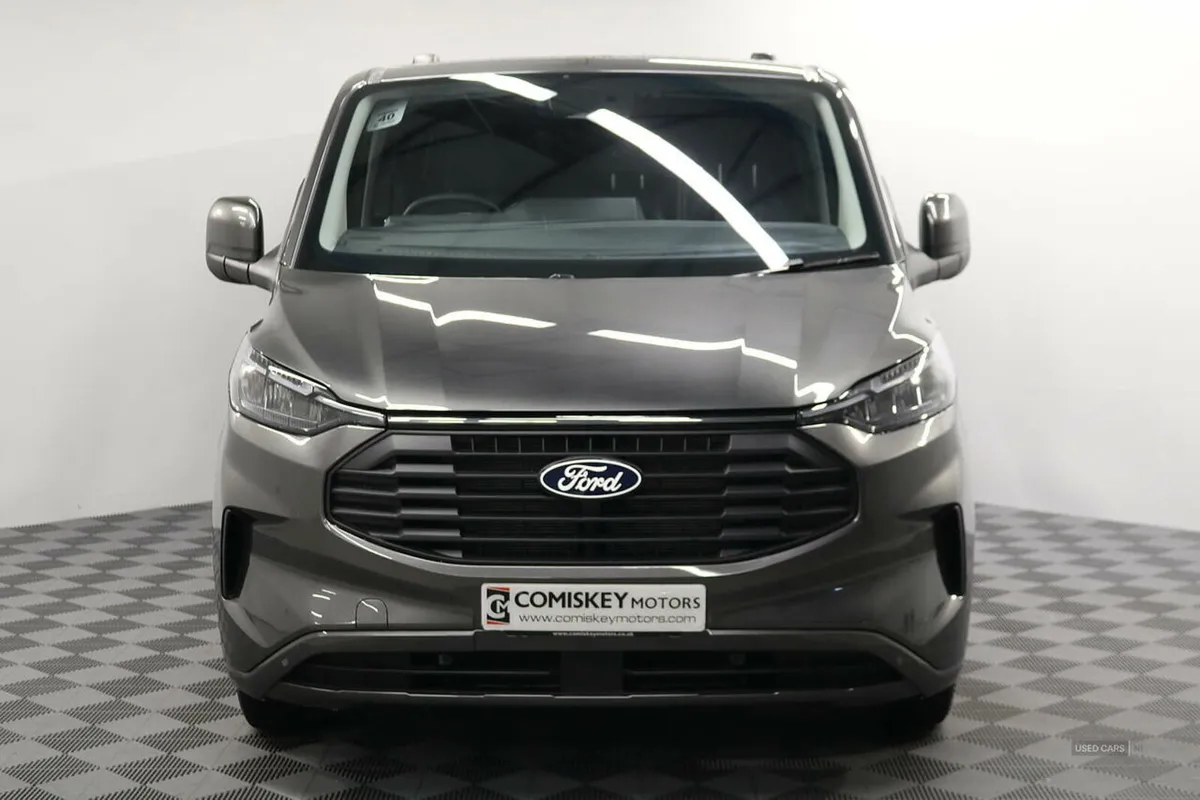 Ford Transit Custom 320 EcoBlue Limited Crew Van D - Image 2