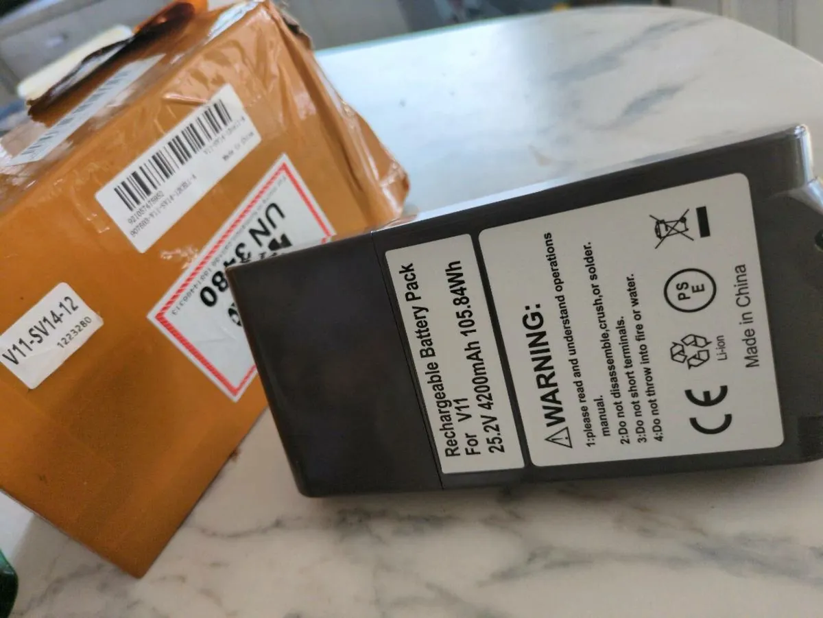 Battery (dupe) for Dyson vacuum cleaner