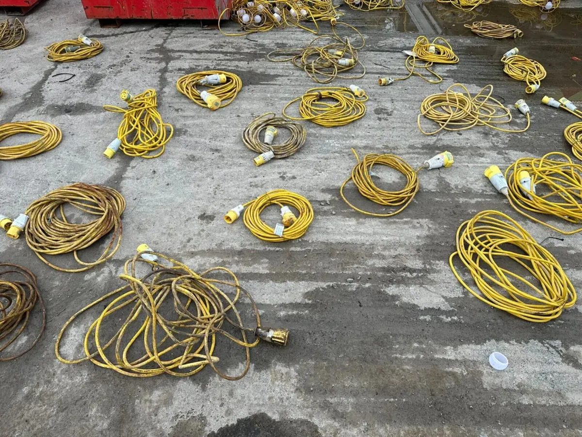 Large Selection of 110V Cables - Image 1