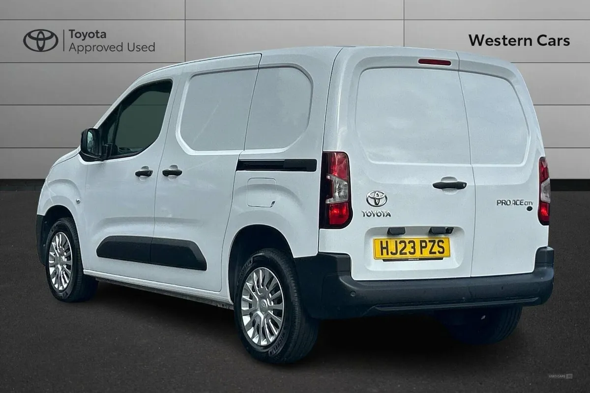 Toyota Proace City 1.5 BlueHDi Icon Short Panel Va - Image 4
