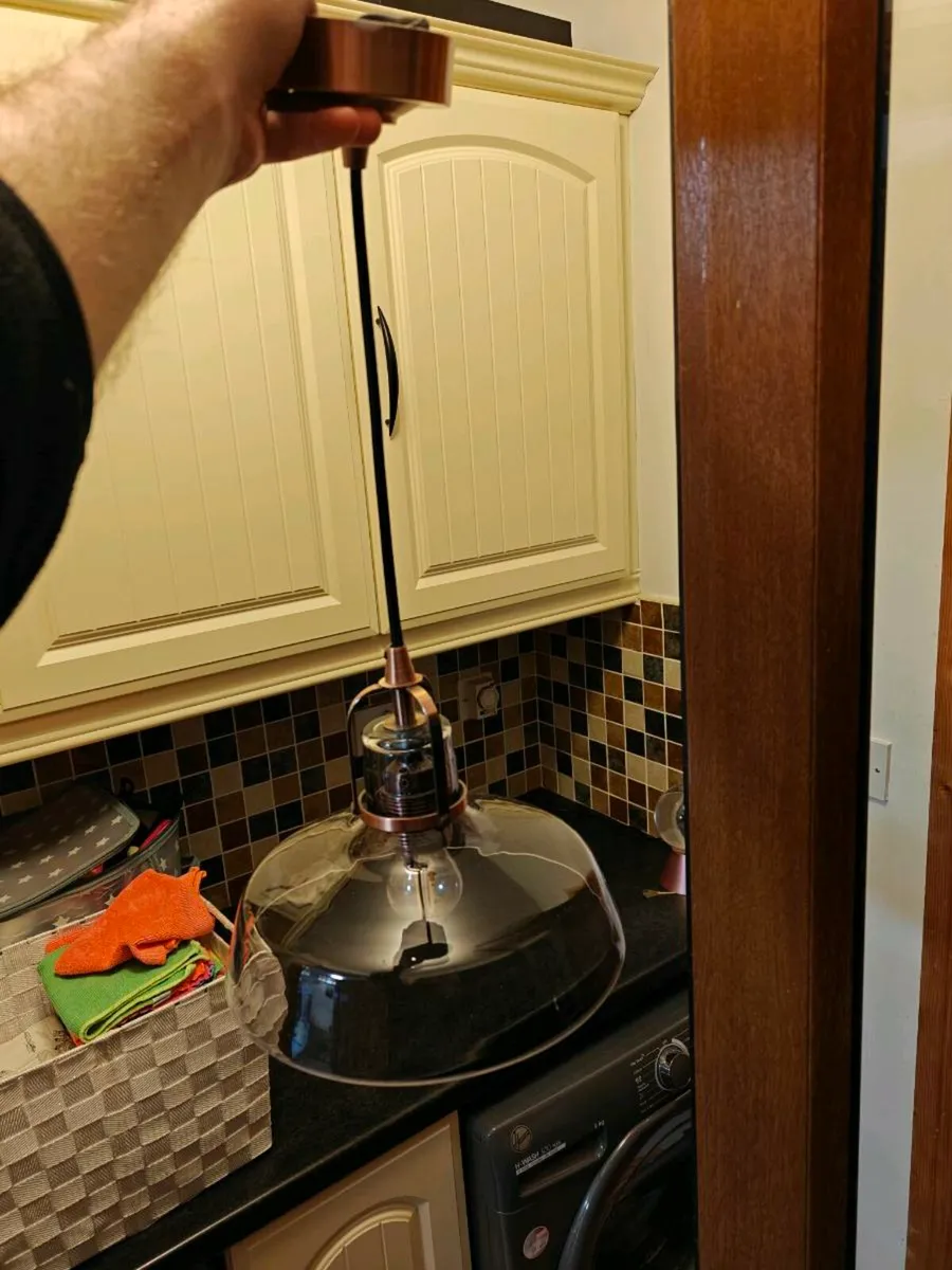 Glass light fitting - Image 2