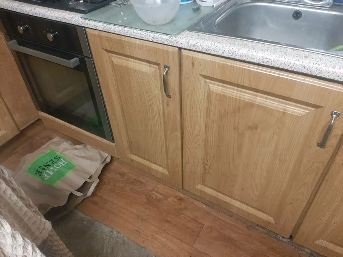 Kitchen Units - Image 2