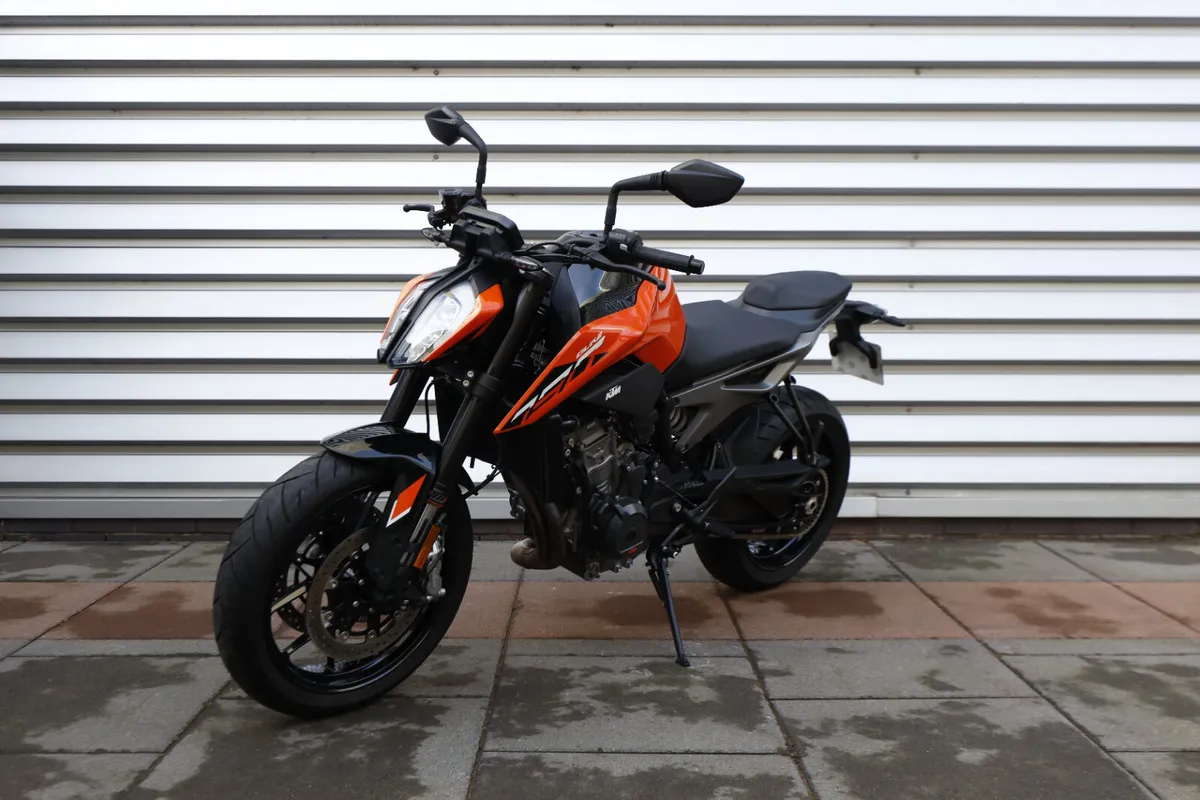 KTM 790 Duke *Ex Demo*  with Tech Pack - Image 2