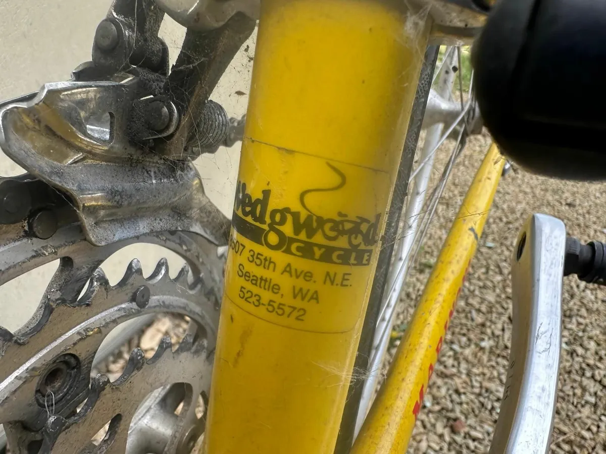 1997 Vintage Marinoni Road Bike - Image 4