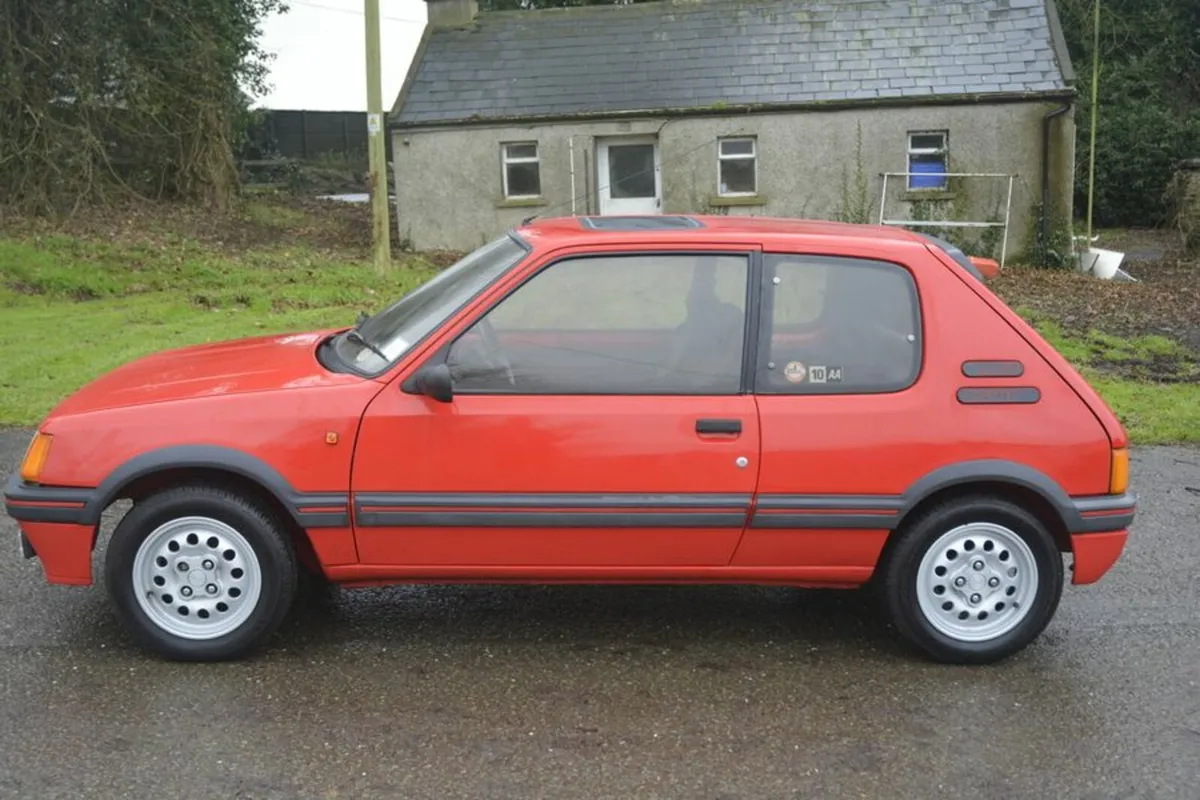 Peugeot 205 GTI - Image 2