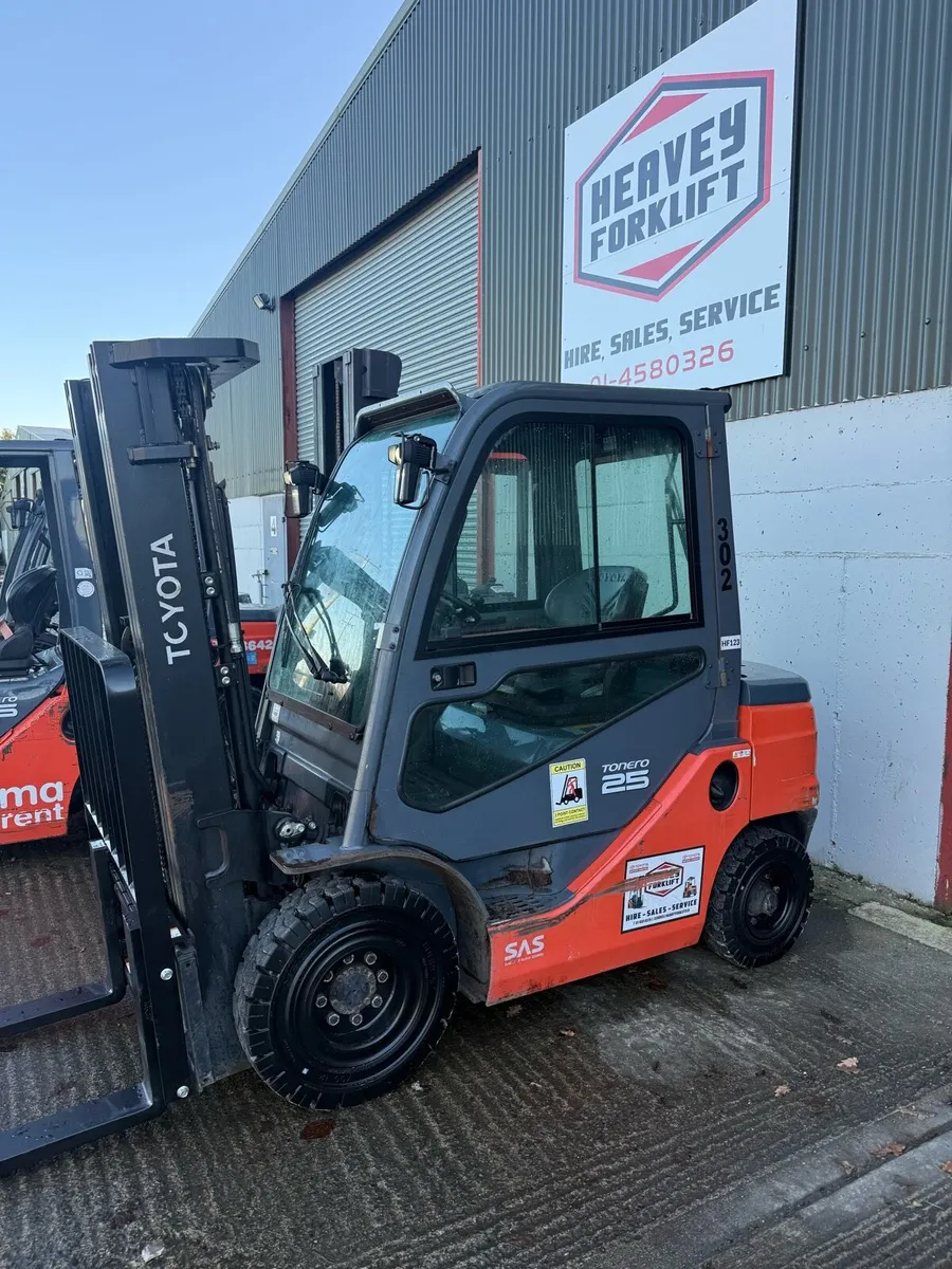 Toyota Diesel forklifts - Image 1