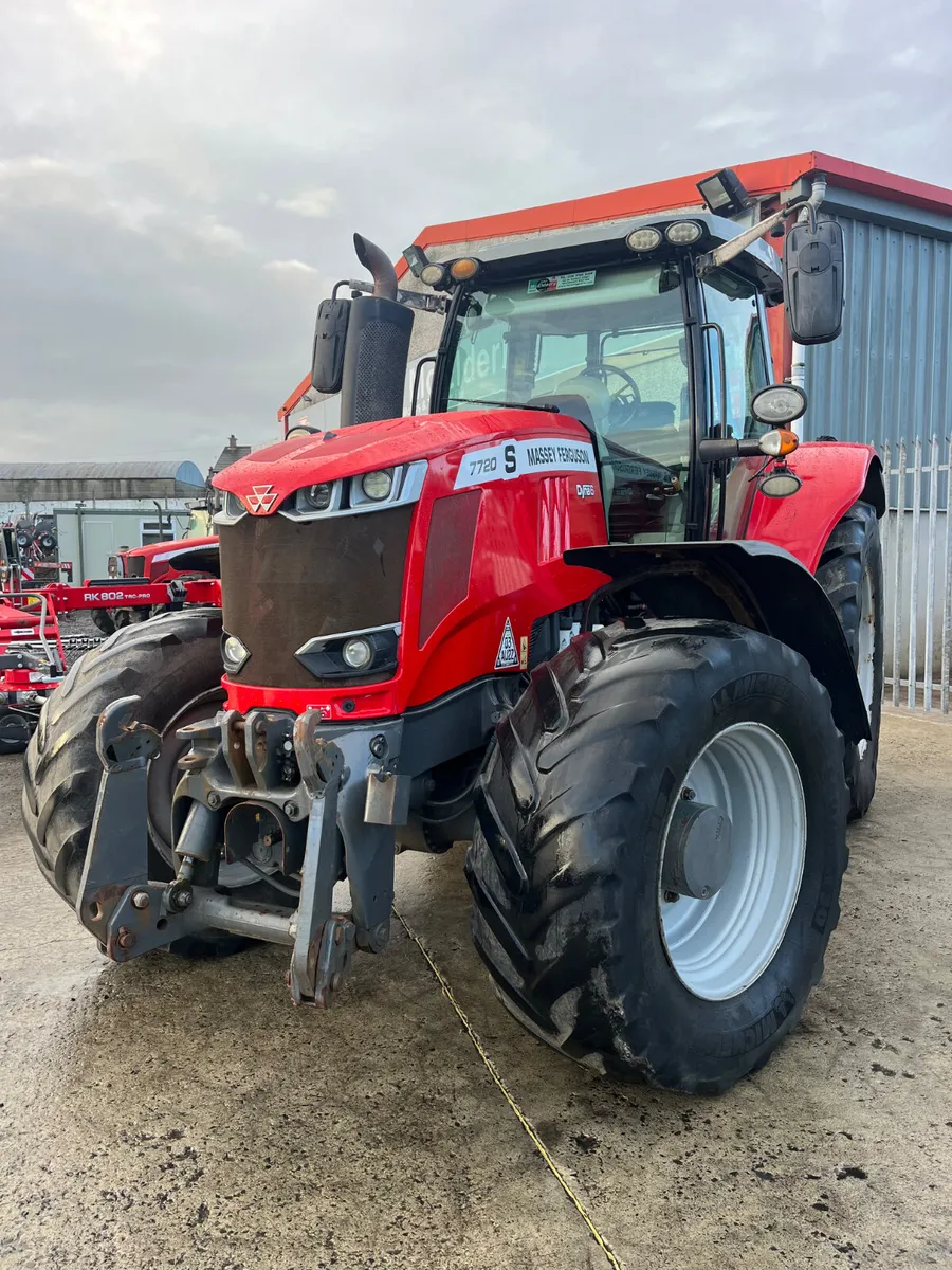 Massey Ferguson 7720S - Image 2