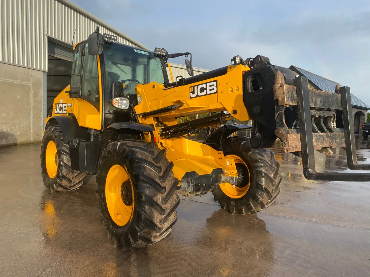 2023 JCB TM320S - Contractor Pro Pack - Image 4