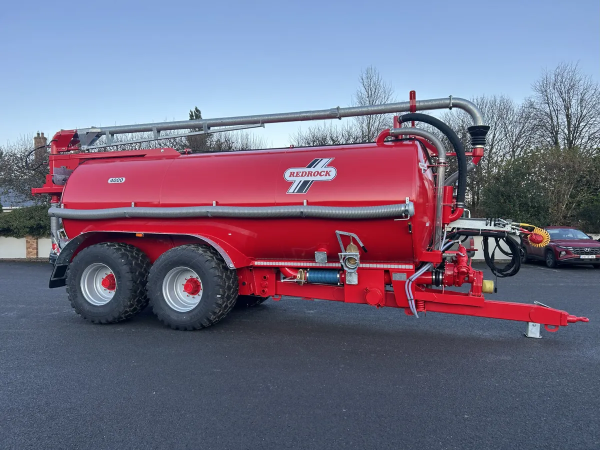 REDROCK 4000GL TANK WITH OVER HEDGE BOOM - Image 2