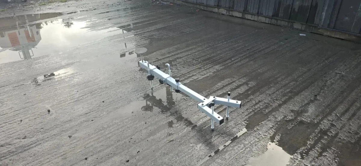 Adjustable Under Vehicle Engine/Gearbox Support - Image 3