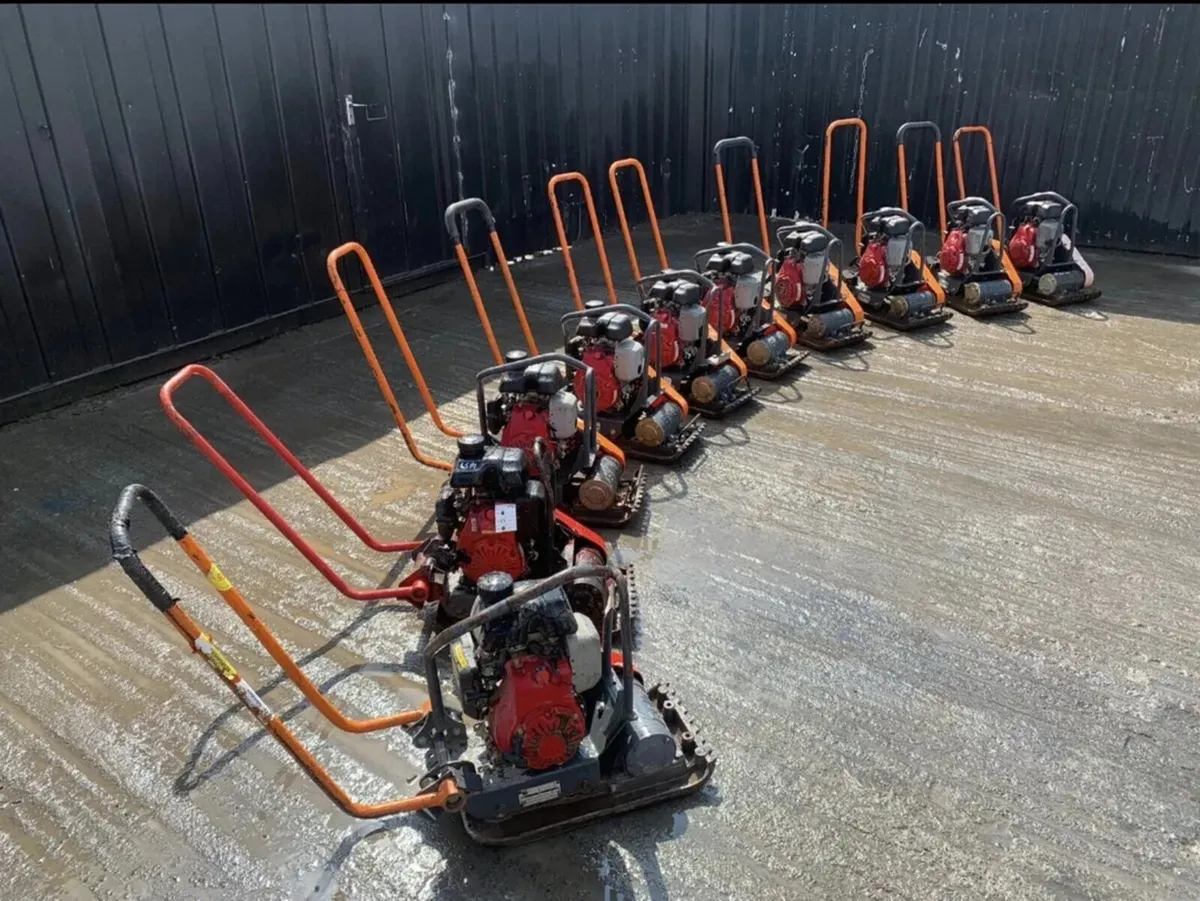 Belle 12” Wacker Plate / Plate Compactor - Image 4